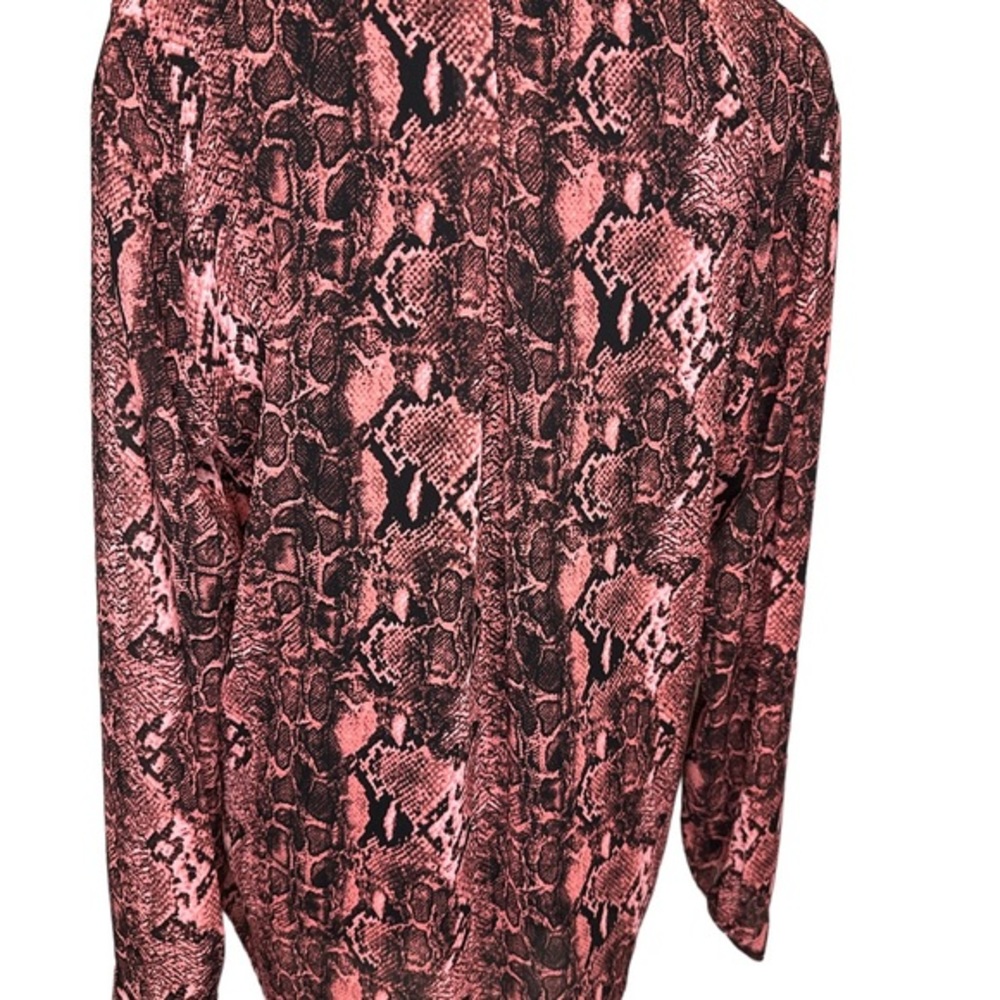 Joan Rivers Textured Python‎ Print V-Neck Blouse Size 10 - Picture 2 of 2
